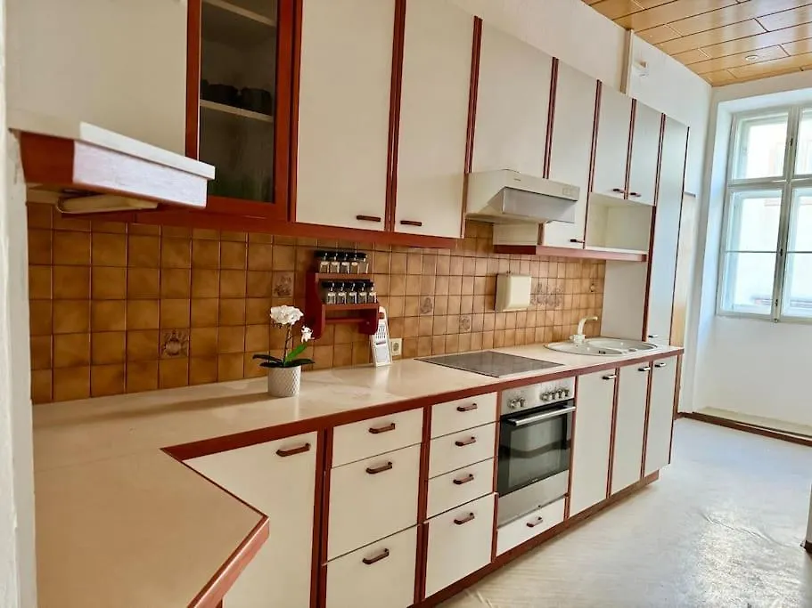 110 M2 Sunny & Central Long Term Apartment - Free Parking Vienna 0*,